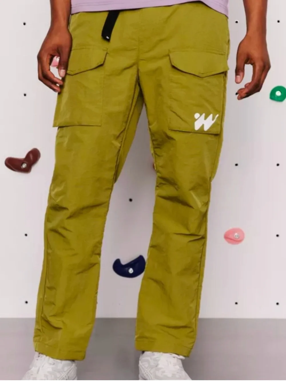 Without Walls Urban Outfitters Men’s Hike Cargo Pants in Green size M